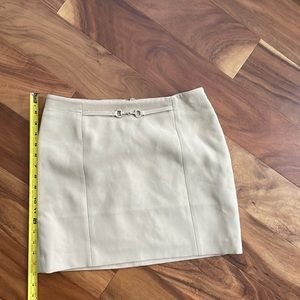 Size 8 neutral tan color skirt